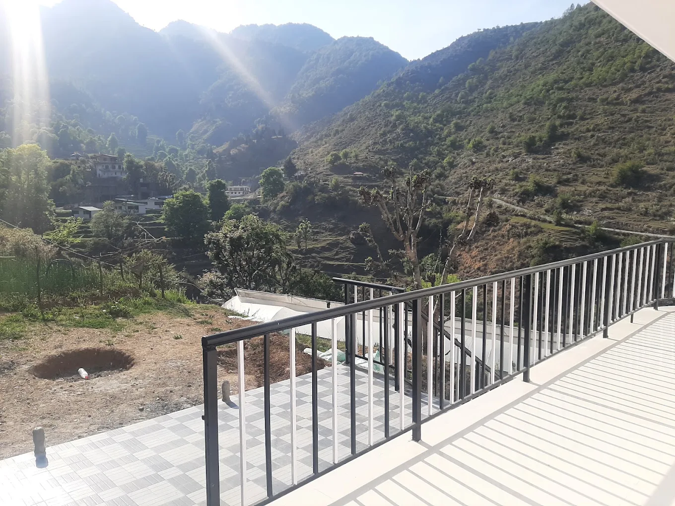 Parvatiya Homestay — Outside View
